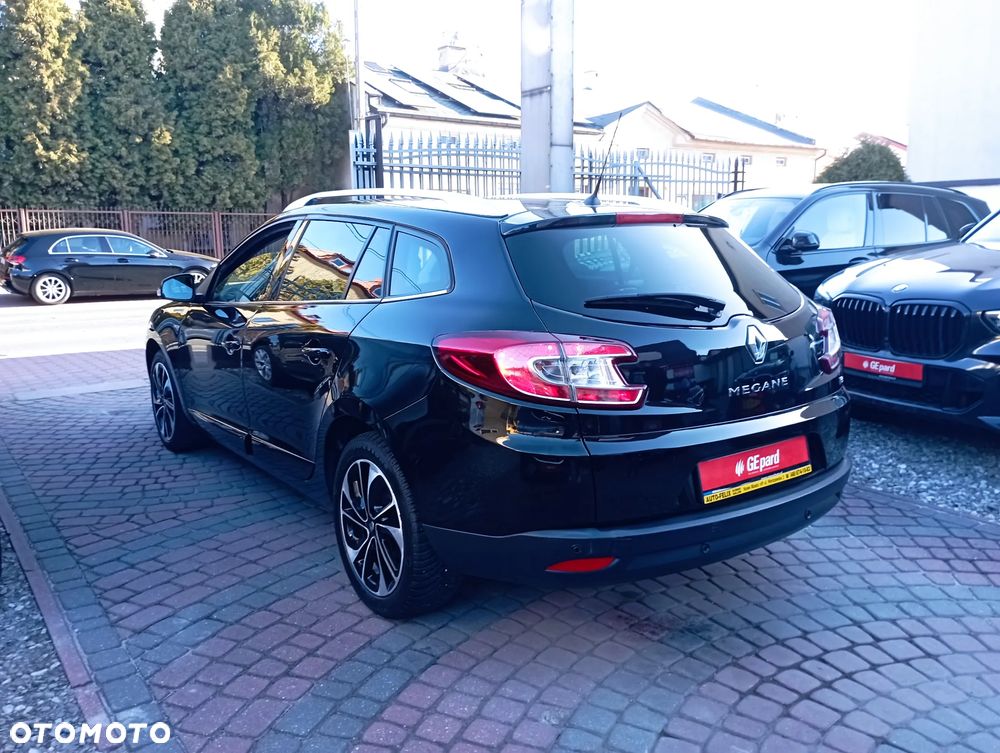 Renault Megane 1.2 16V TCe Bose EDC - 6
