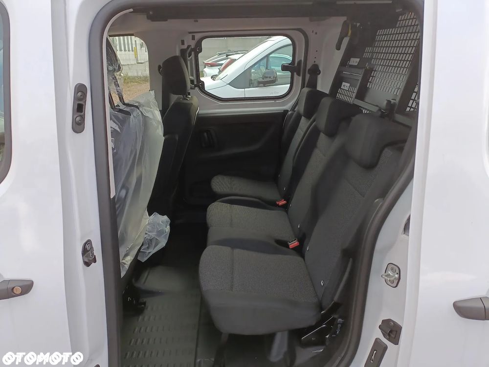 Toyota Proace City - 13