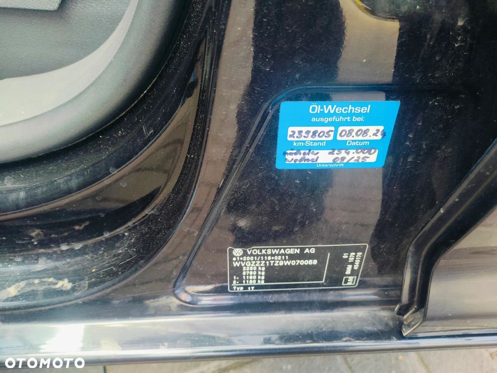 Volkswagen Touran 2.0 TDI United - 19