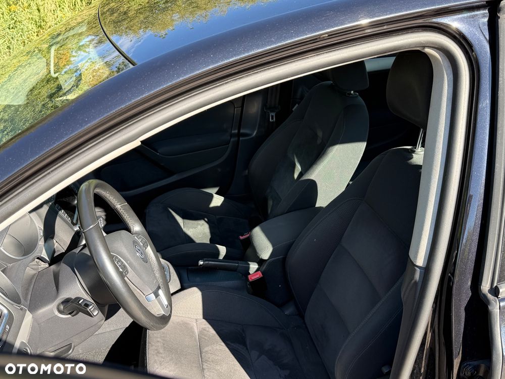 Volkswagen Golf VI 1.6 TDI Highline - 13