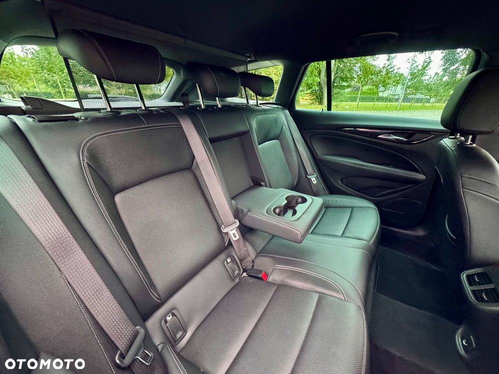 Opel Insignia 2.0 CDTI Business Elegance S&S - 33