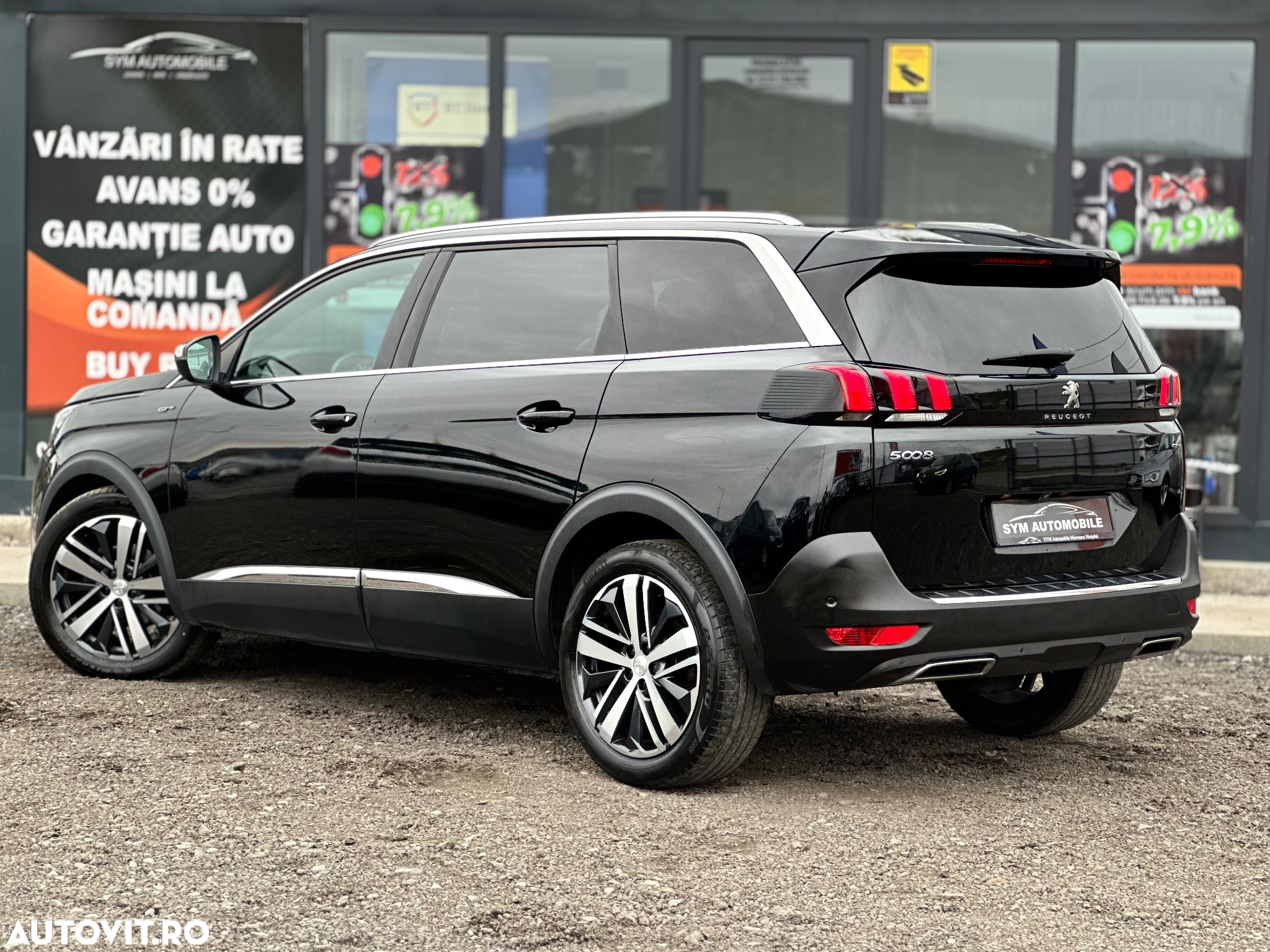 Peugeot 5008 2.0L BlueHDI EAT8 S&S GT - 3