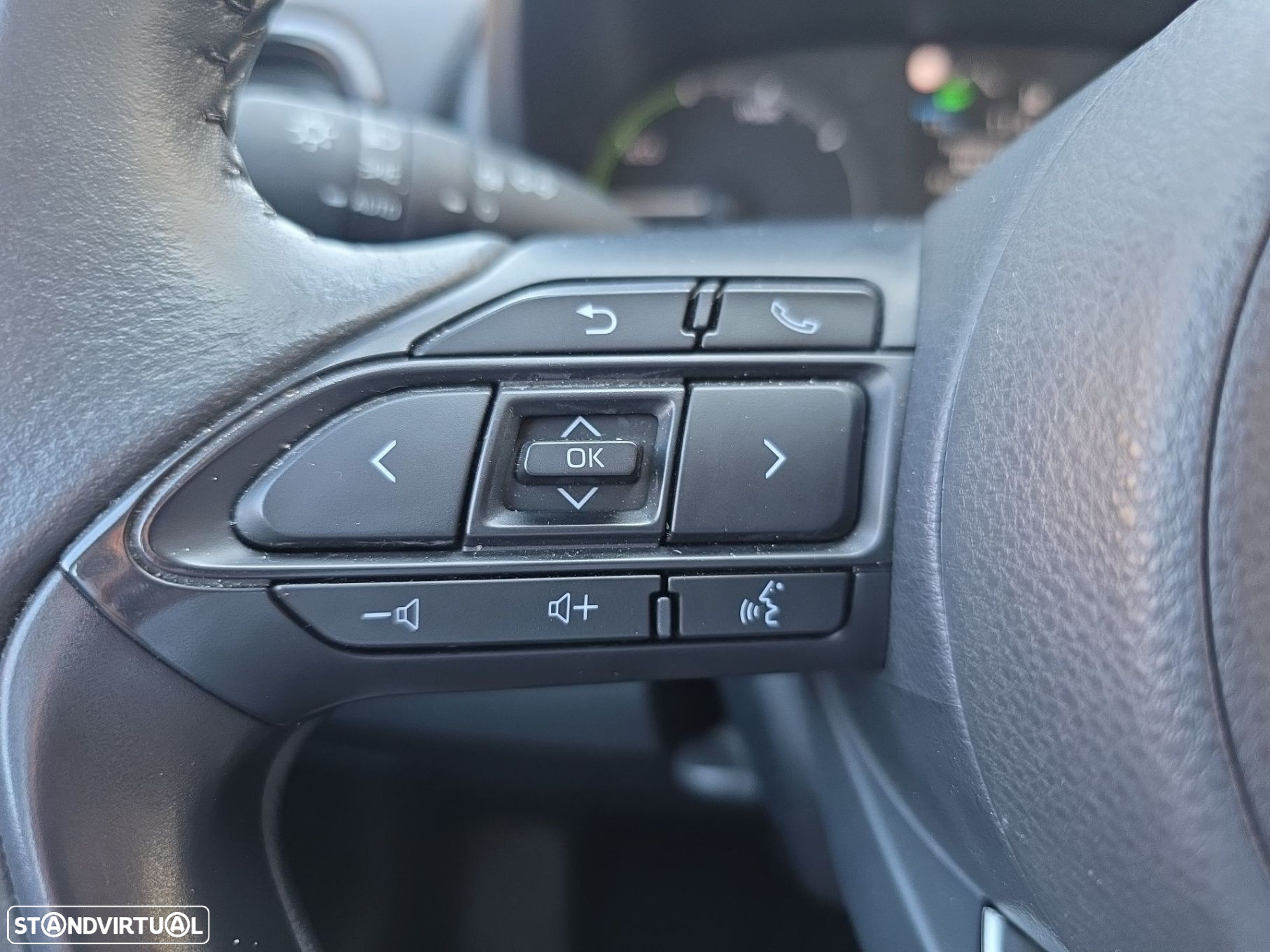 Toyota Yaris 1.5 HDF Comfort Plus - 22