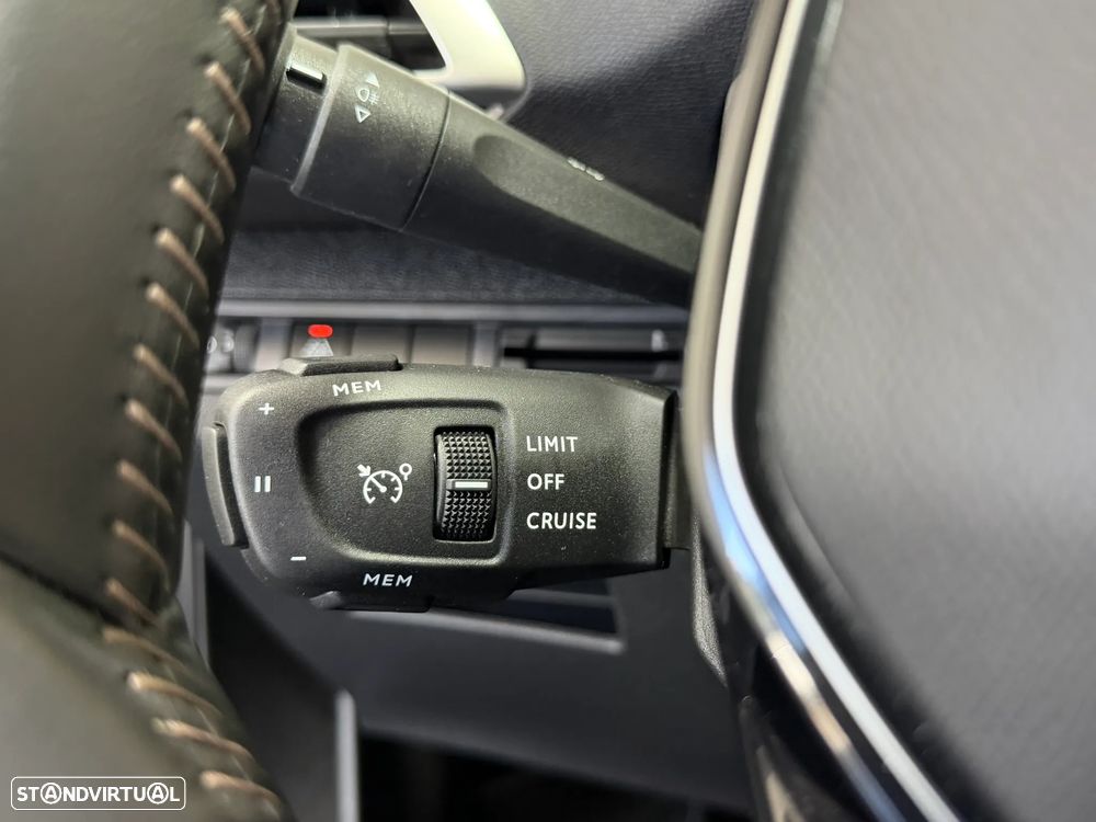 Peugeot 3008 1.5 BlueHDi Active - 24