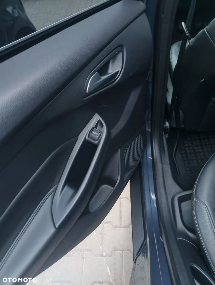 Ford Focus 1.6 EcoBoost Start-Stopp-System Titanium - 23