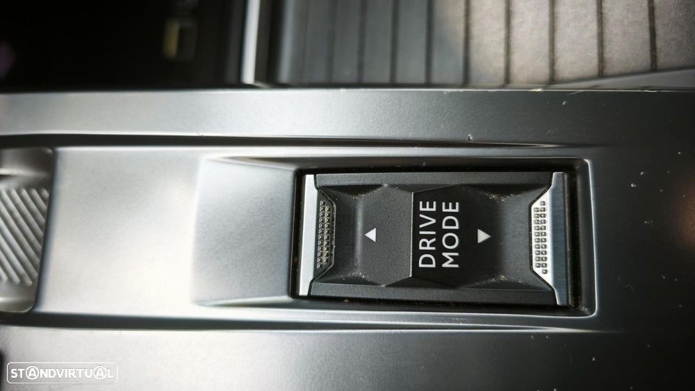 Peugeot 308 1.6 Hybrid Allure Pack e-EAT8 - 44
