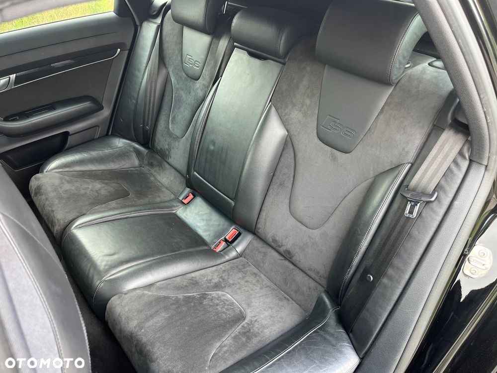 Audi S6 Limousine - 15
