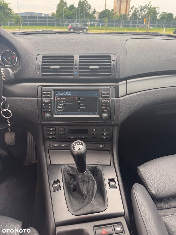 BMW Seria 3 320i - 11