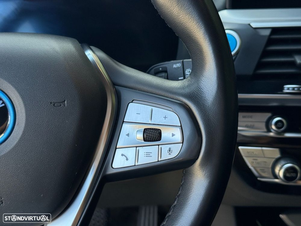 BMW iX3 Impressive - 13