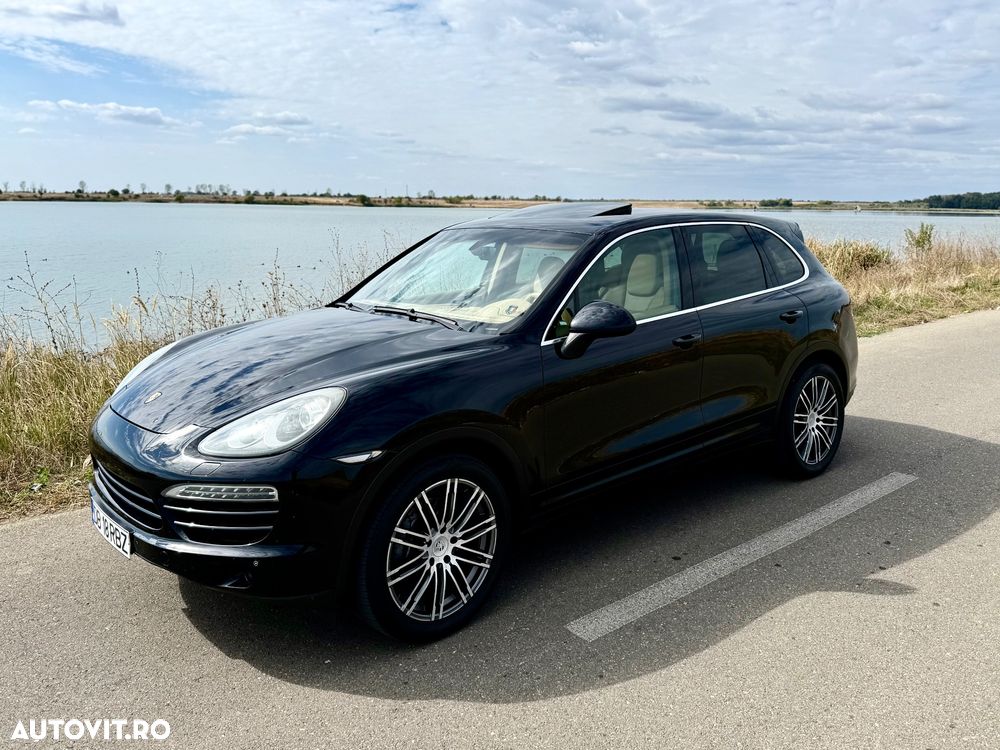Porsche Cayenne 3.0 L V6 - 1