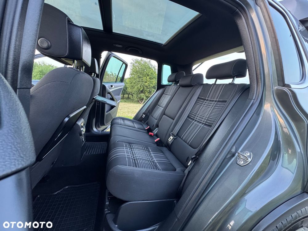Volkswagen Tiguan 2.0 TDI DPF 4Motion BlueMotion Technology DSG Lounge Sport & Style - 33