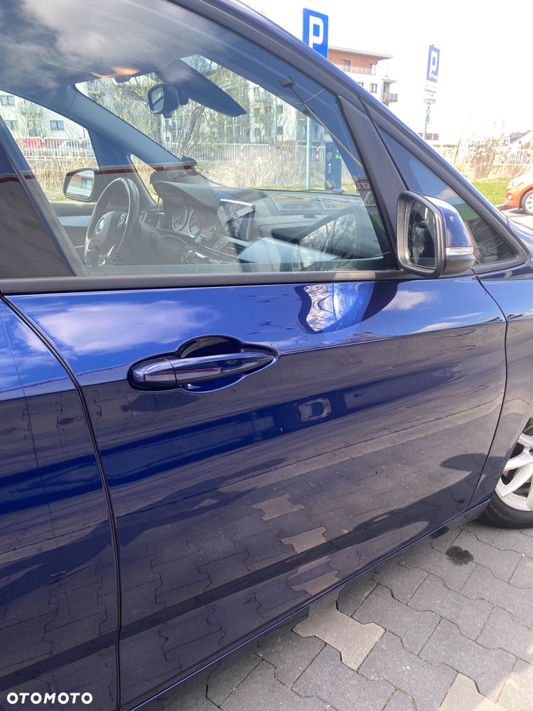 BMW Seria 2 218i - 5