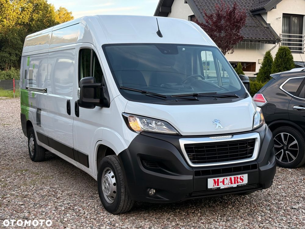 Peugeot Boxer 335 L3H2 Premium - 2