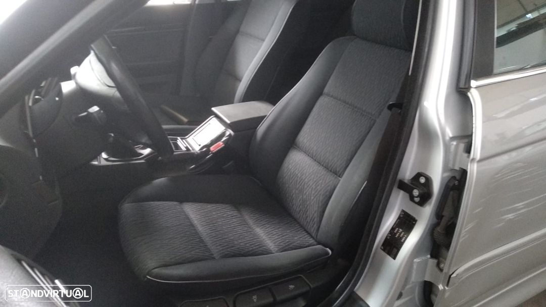 Charrio traseiro BMW  E39 Touring 520i 170cv de 2003 - 6