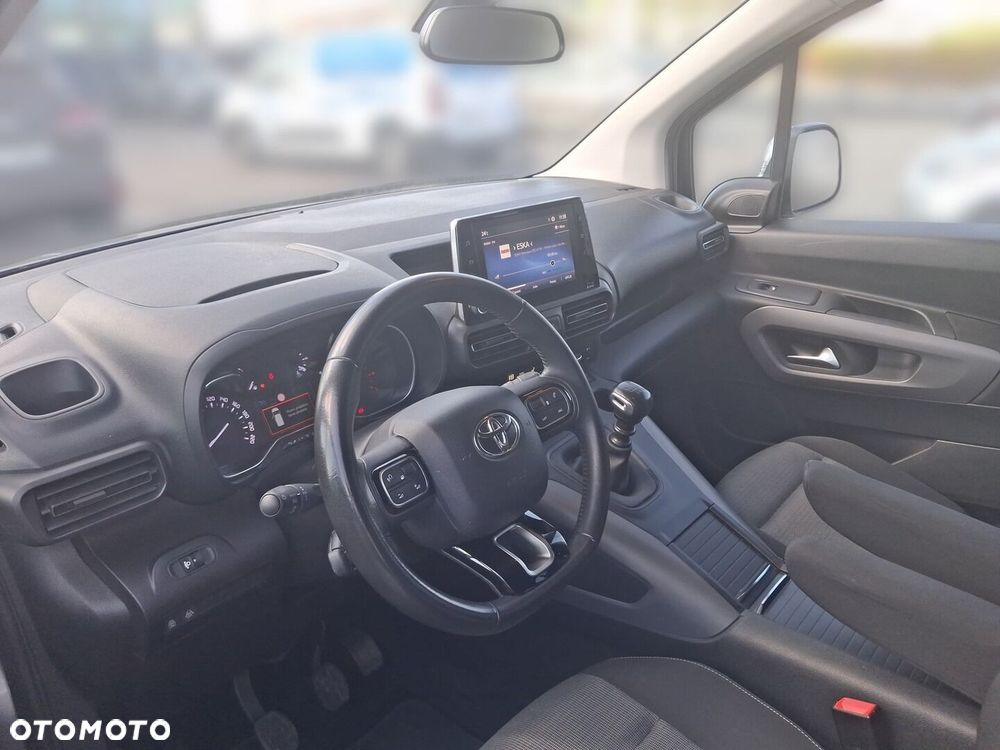 Toyota Proace City Verso 1.5 D-4D Family - 10