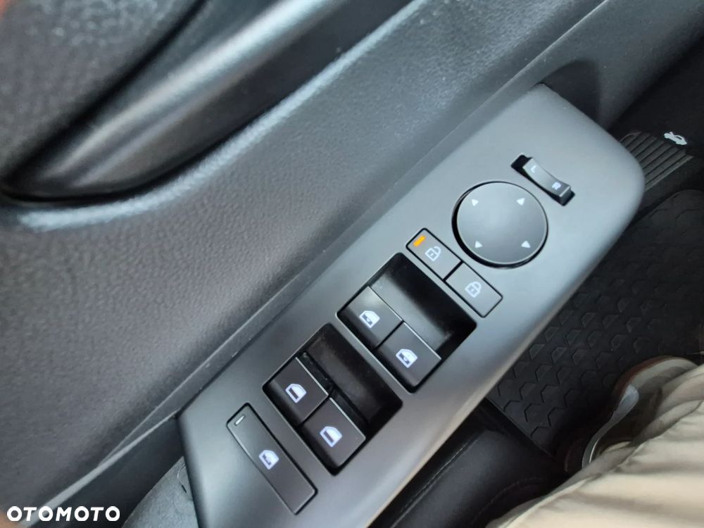 Hyundai Kona 1.6 GDI Hybrid Smart DCT - 23