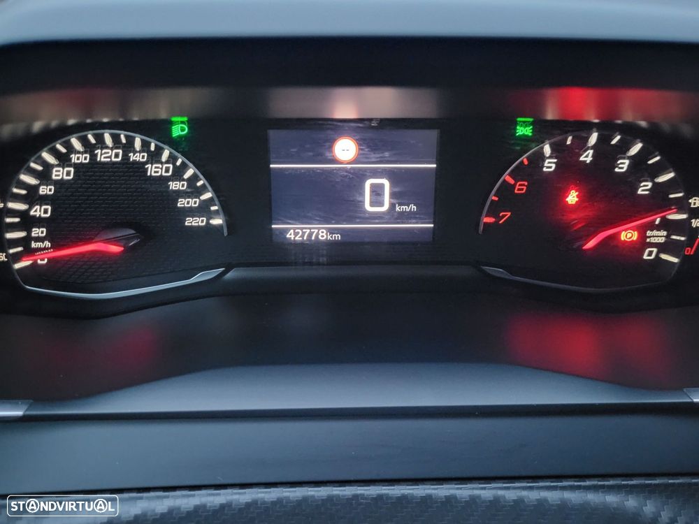 Peugeot 208 1.2 PureTech Active - 11