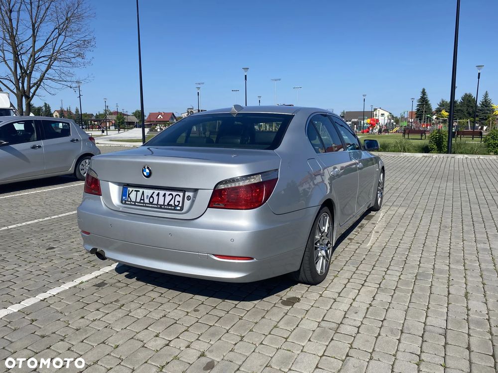 BMW Seria 5 520d - 6