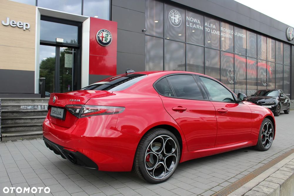 Alfa Romeo Giulia 2.2 D Turbo Veloce Q4 - 4