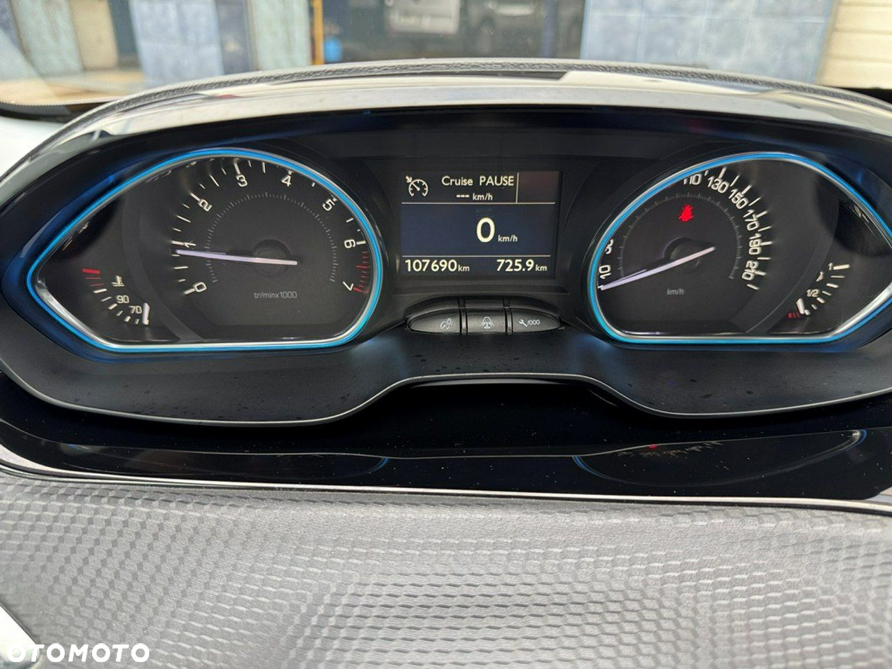 Peugeot 2008 - 13