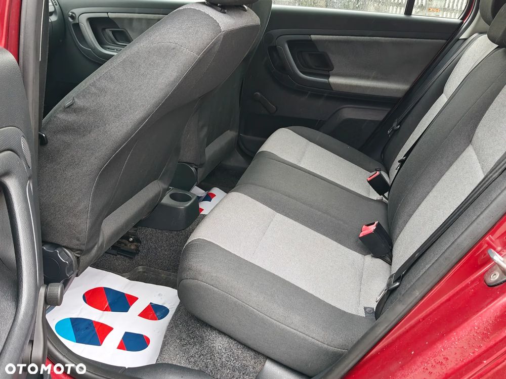 Skoda Fabia 1.4 16V Style - 8