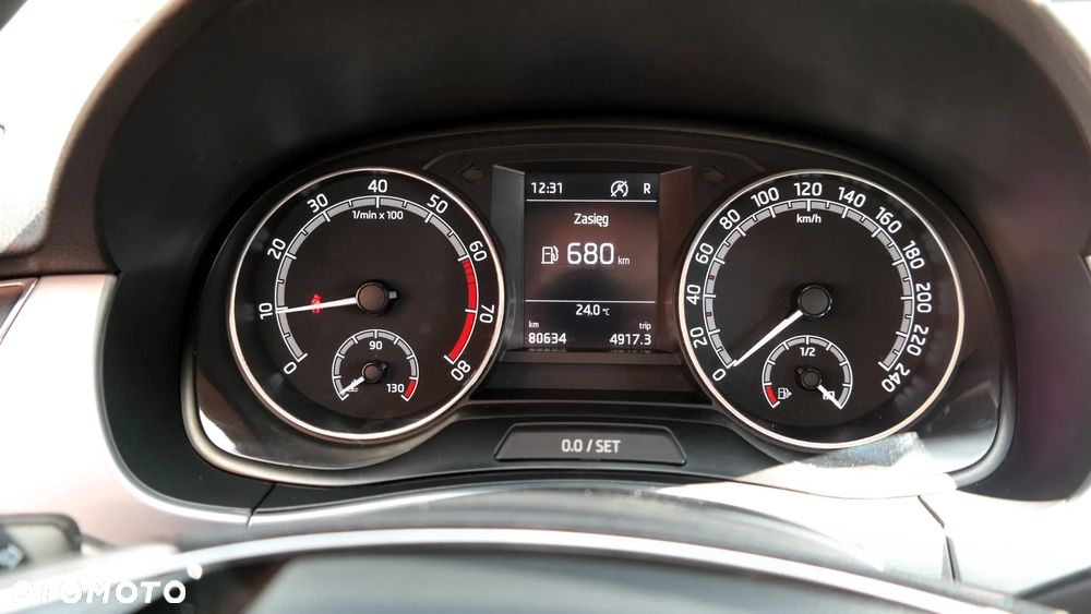 Skoda Fabia 1.0 TSI Ambition Plus DSG - 6