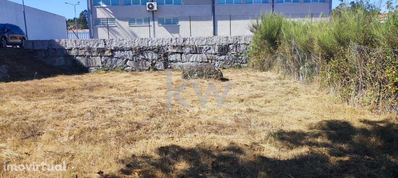 Terreno com armazém em Taíde, Povoa de Lanhoso - Grande imagem: 4/10
