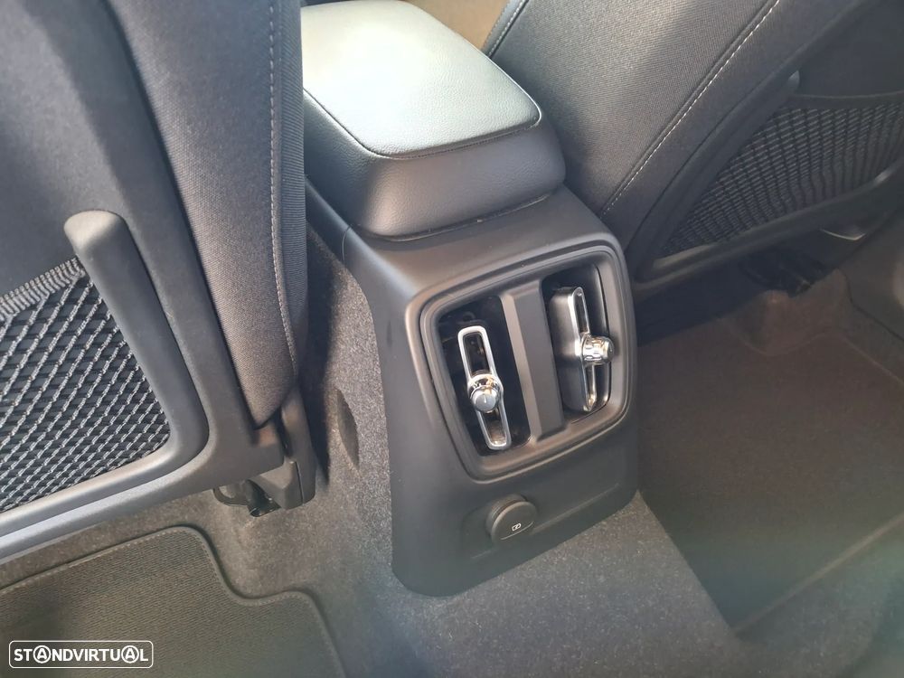 Volvo XC 40 1.5 T5 PHEV Core - 13