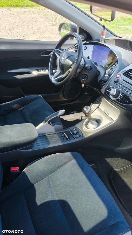 Honda Civic 1.8 Executive - 13