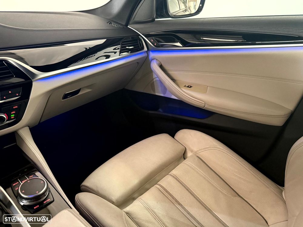 BMW 520 d Line Luxury Auto - 24