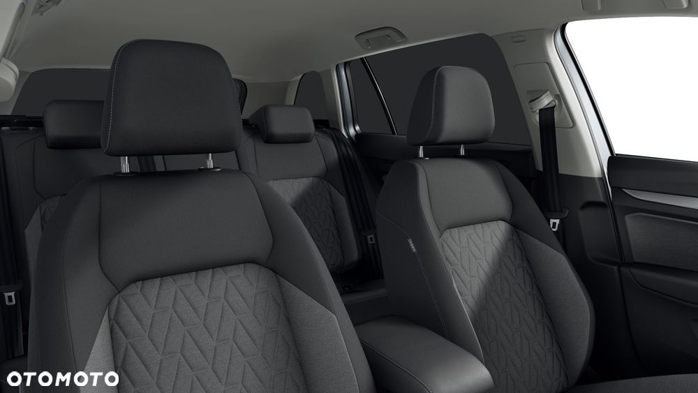 Volkswagen Golf - 8