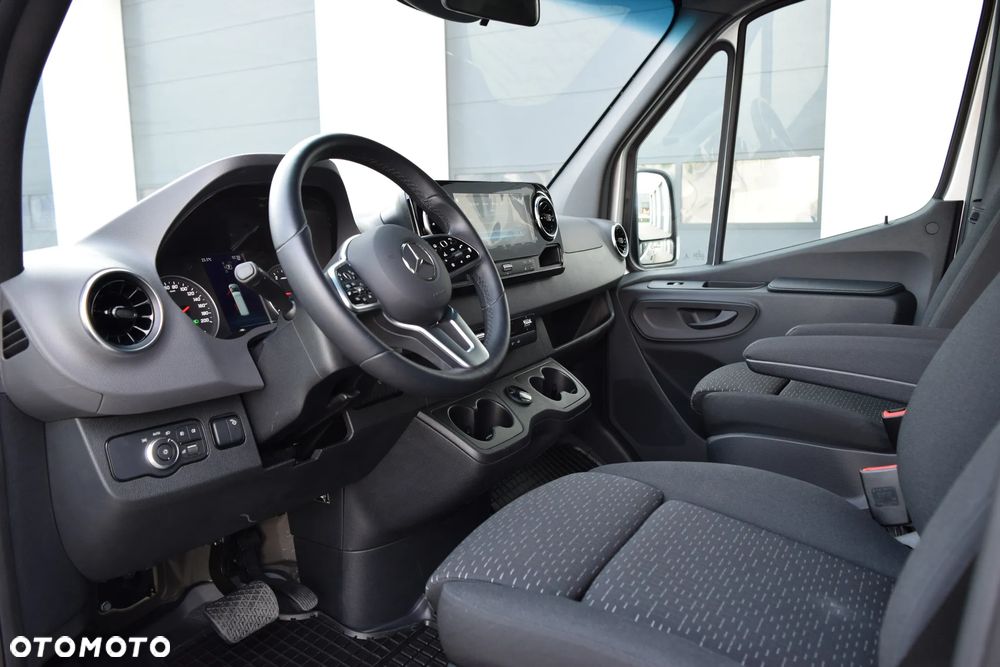 Mercedes-Benz Sprinter  ciągnik siodłowy - 12
