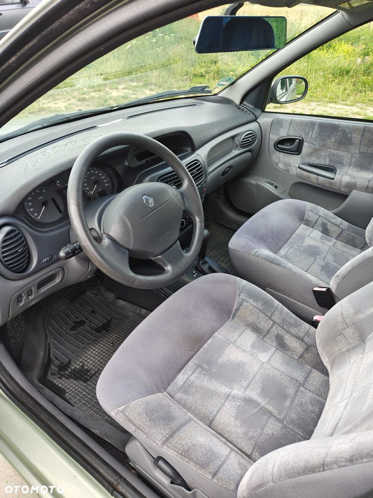 Renault Megane - 5