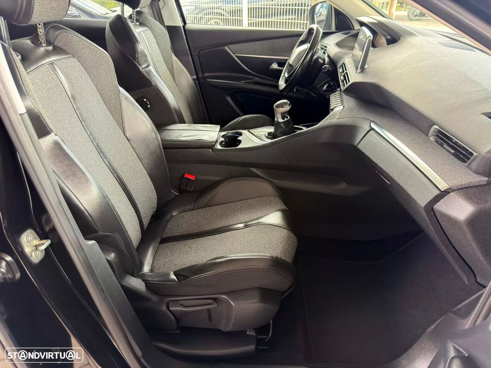 Peugeot 3008 1.6 BlueHDi Allure - 19