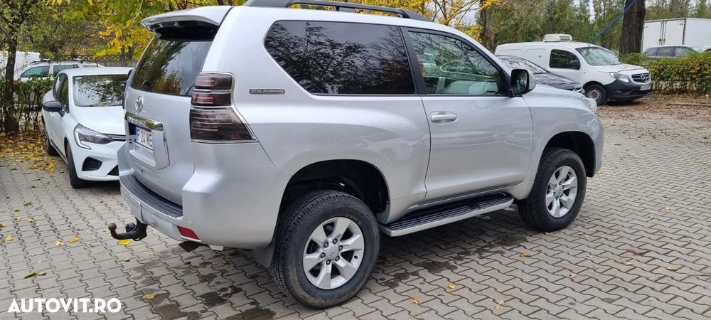 Toyota Land Cruiser 3.0 D-4D Automatik Executive - 9