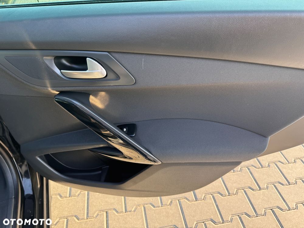 Peugeot 508 2.0 BlueHDi Allure S&S - 21