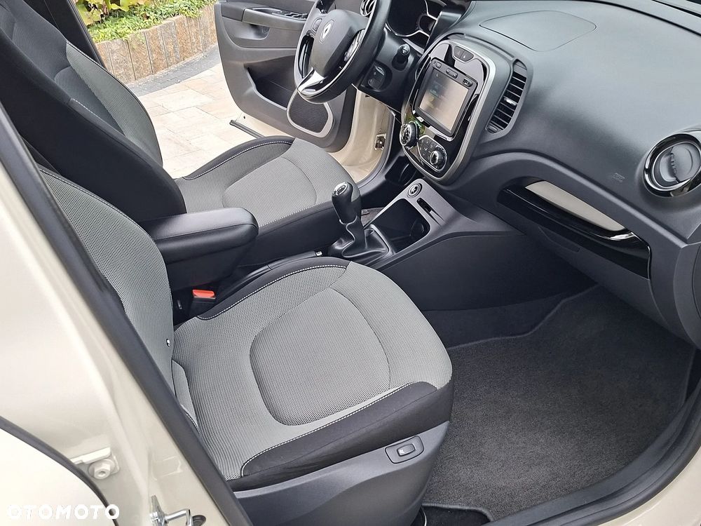 Renault Captur - 17