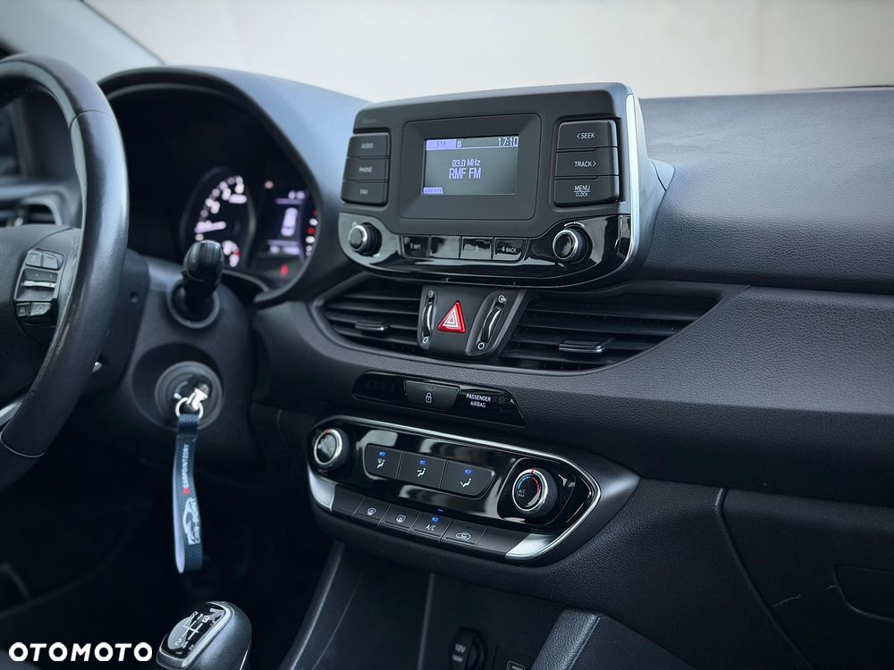 Hyundai i30 1.5 DPI Modern - 30
