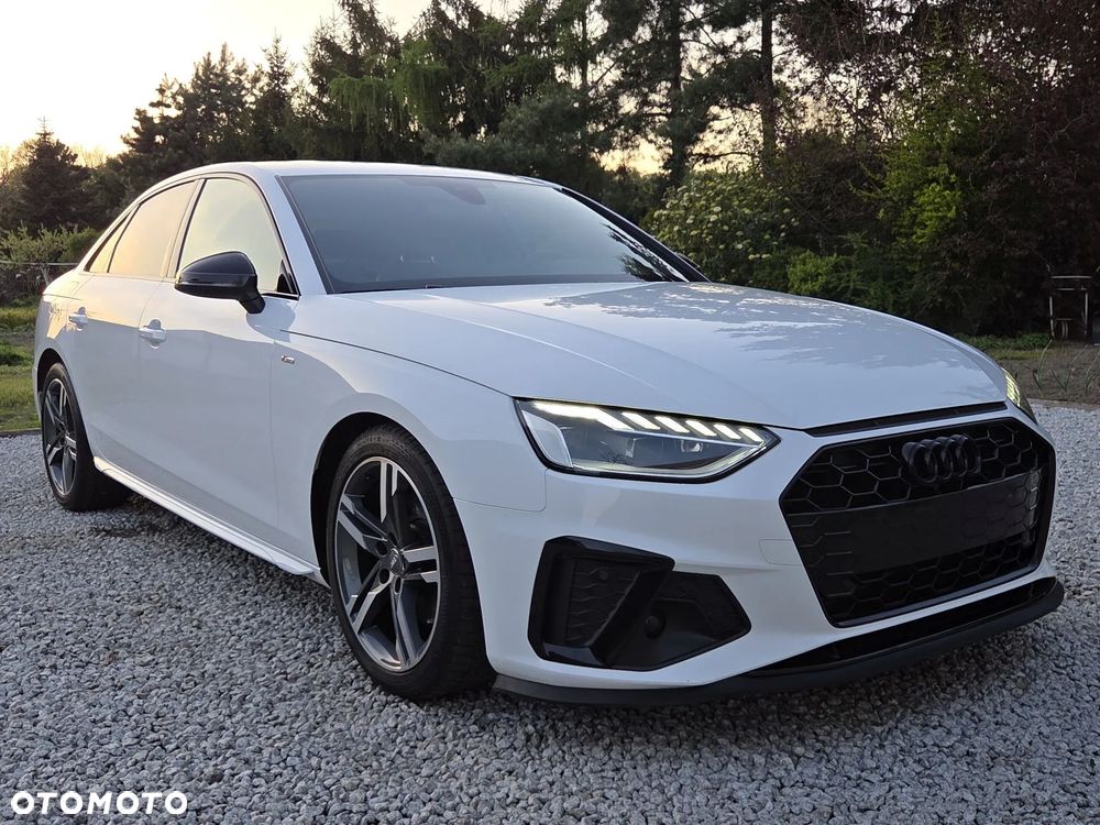 Audi A4 Limousine 35 TFSI mHEV S Line S tronic - 30