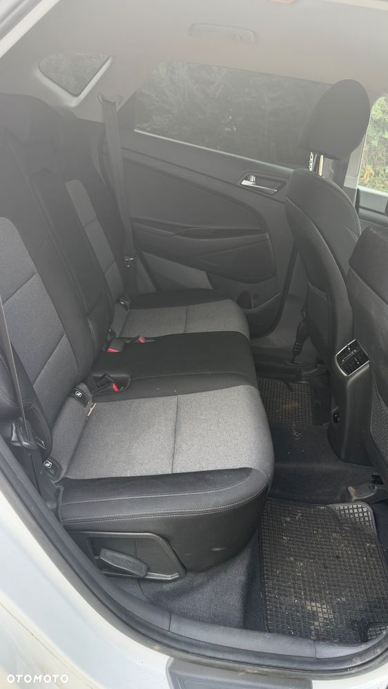 Hyundai Tucson - 25
