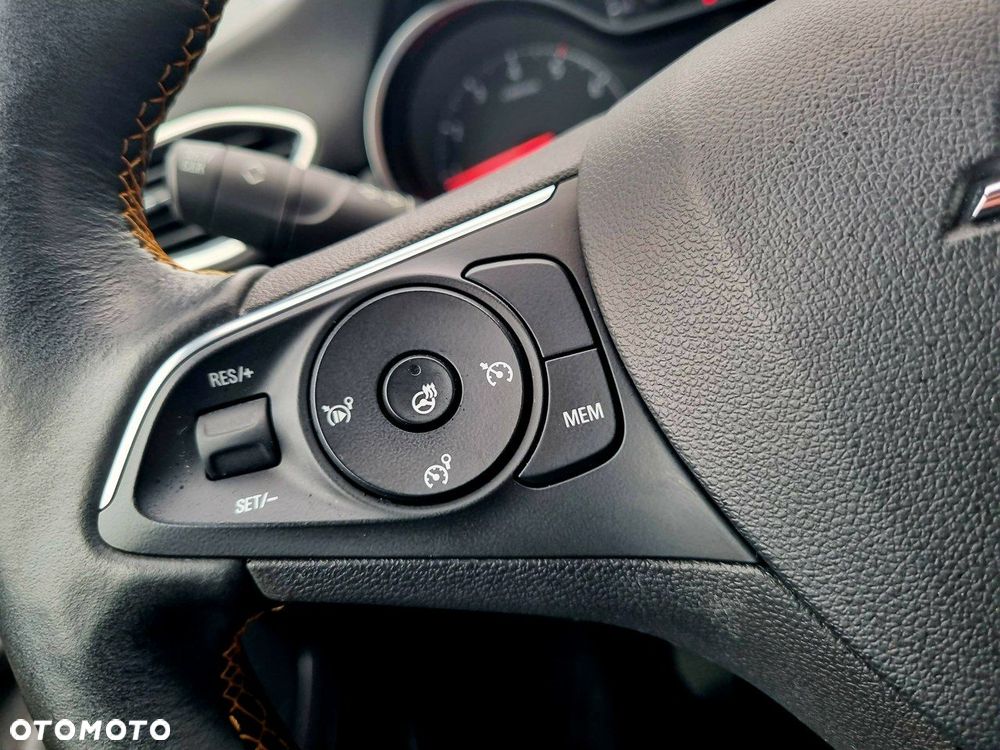 Opel Crossland X 1.2 Start/Stop Innovation - 16