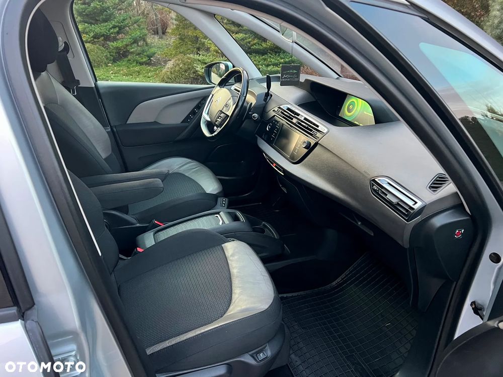 Citroën C4 Grand Picasso BlueHDi 150 EAT6 Exclusive - 27