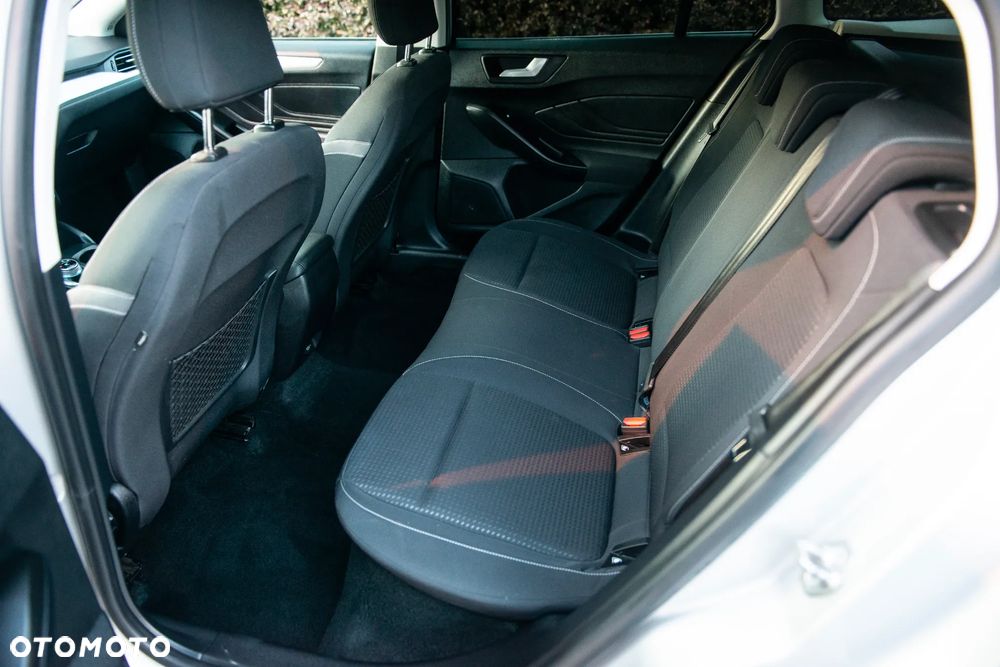 Ford Focus SW 1.5 EcoBlue S&S TITANIUM - 31