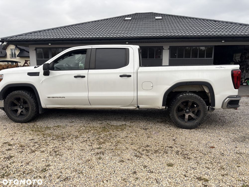 GMC Sierra - 4