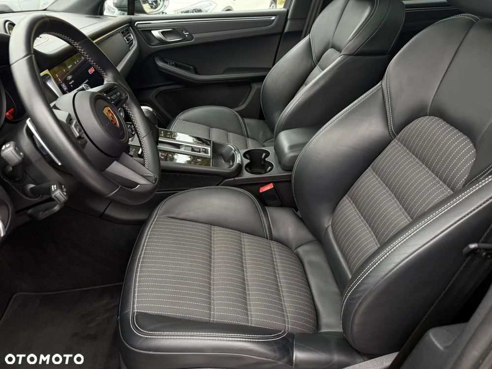 Porsche Macan T - 10