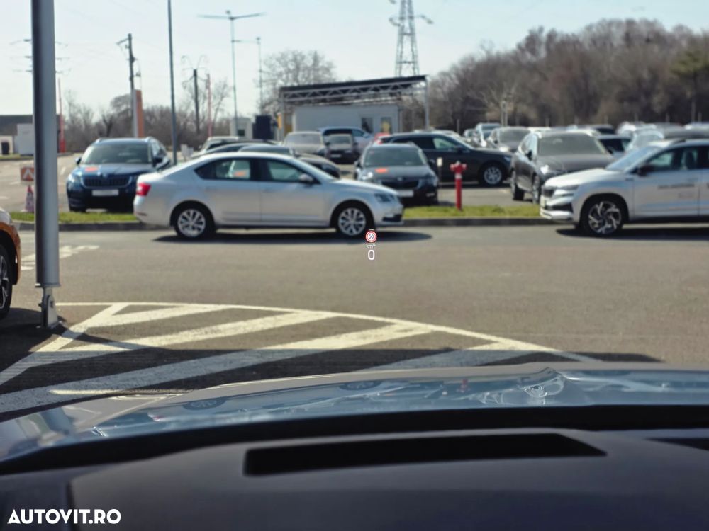 Skoda Octavia 2.0 TDI DSG Style - 19