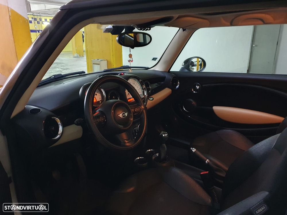 MINI 3 Portas Cooper D - 8