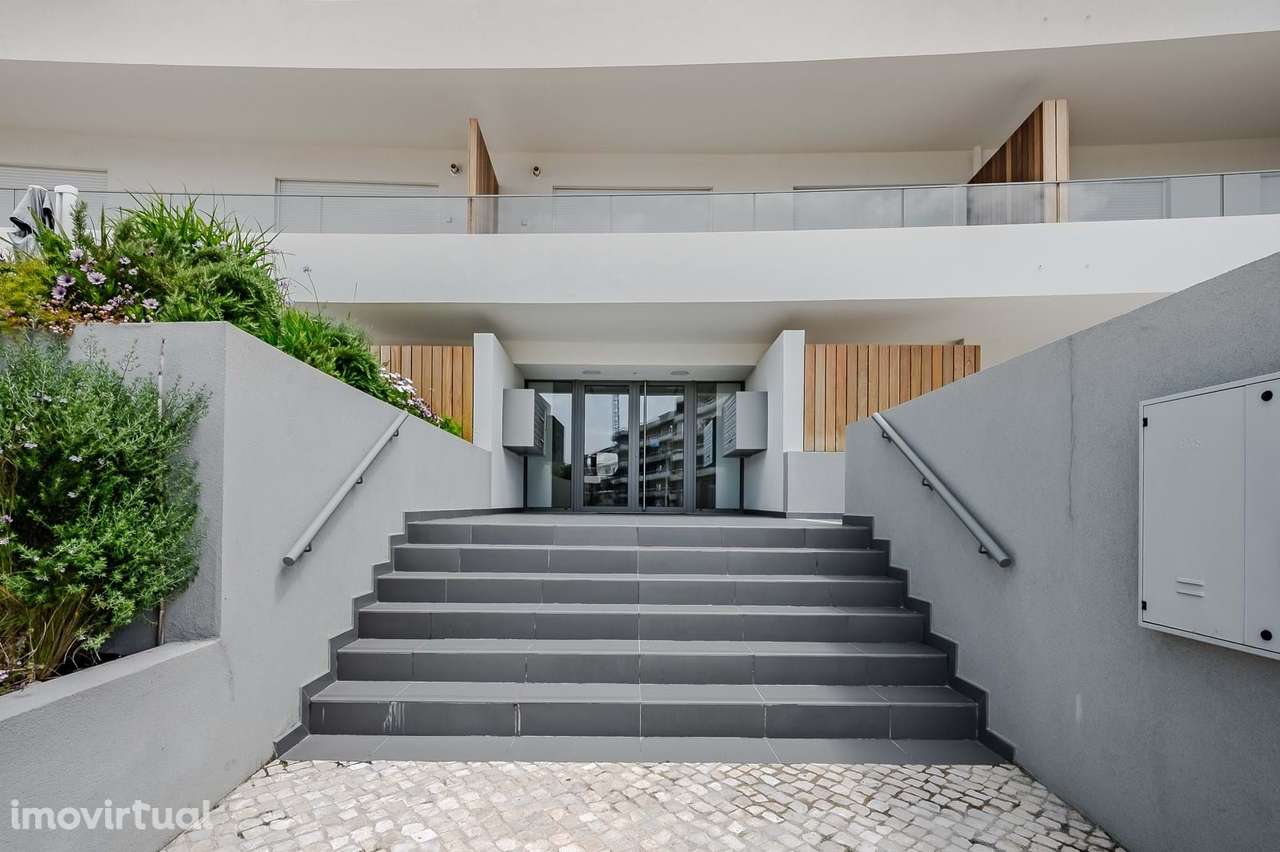 Apartamento T3 com magnífico Terraço e Vista Baía – Seixal - Grande imagem: 4/42