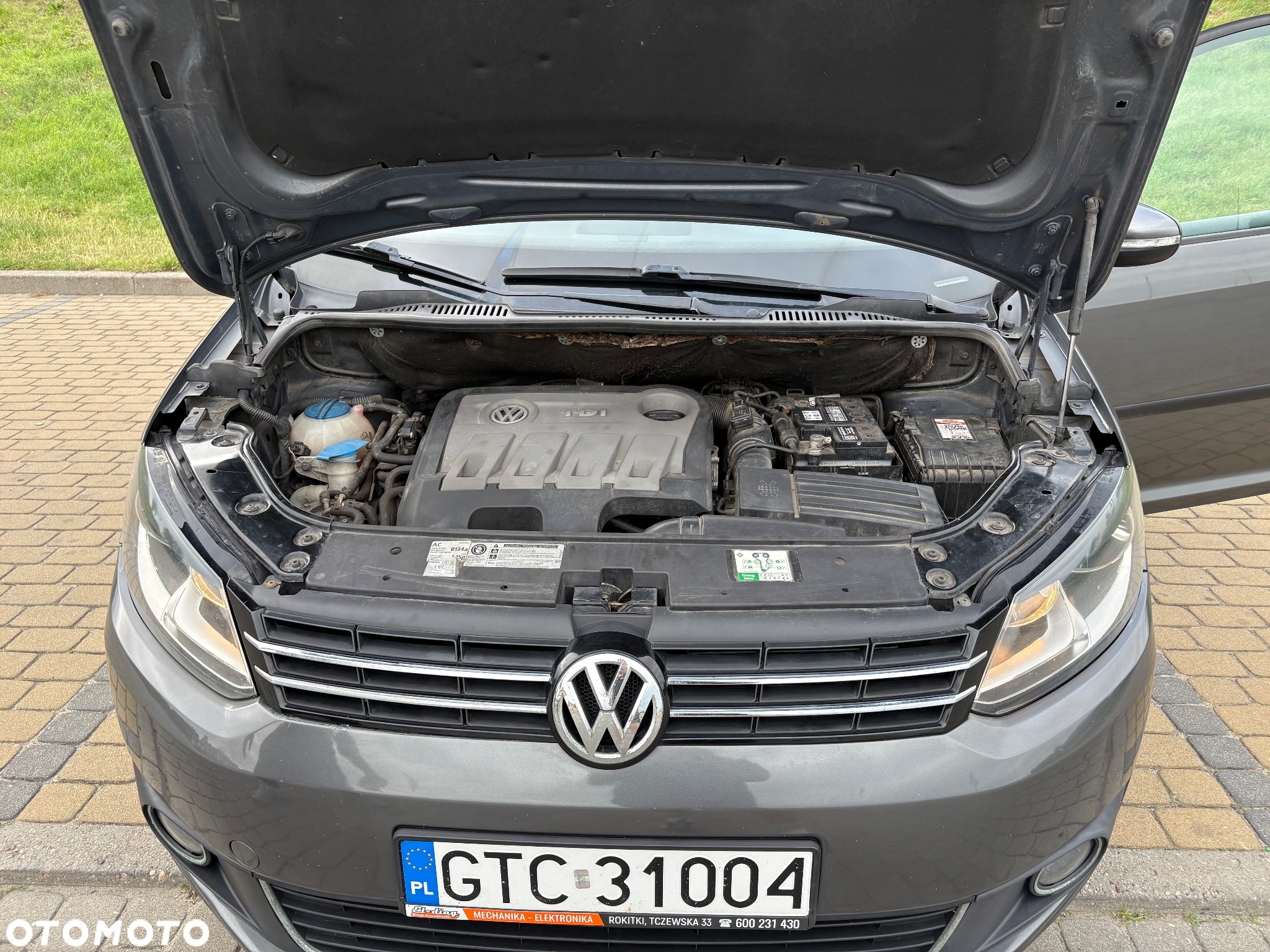 Volkswagen Touran - 25