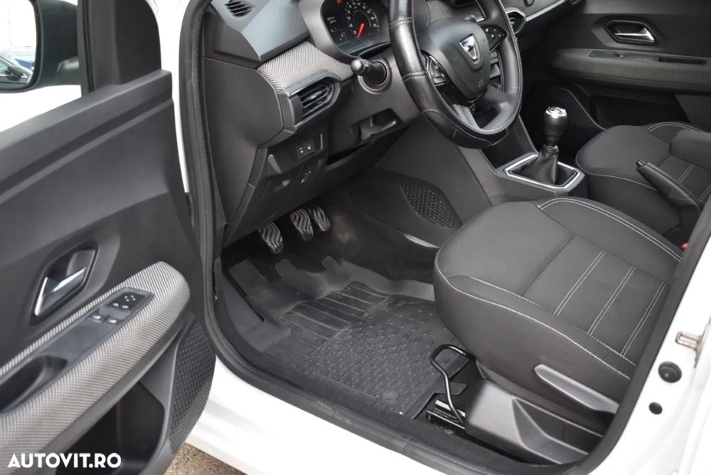 Dacia Logan TCe 90 MT5 Comfort - 14